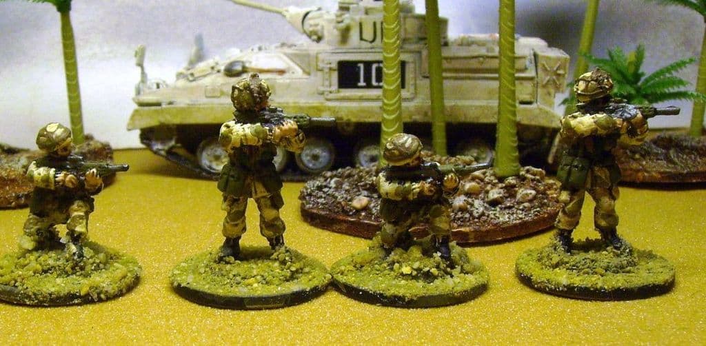M-B4 20mm Modern British Infantry firing SA80 Old