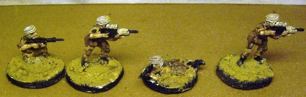 M-FL2 20mm Modern French Legionnaires Firing Old