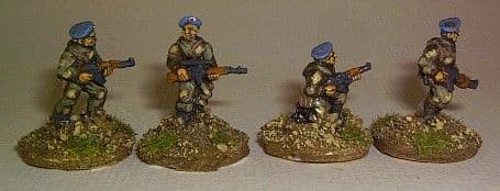 M-SM11 20mm Modern Russian Paratroopers with AK47 Old