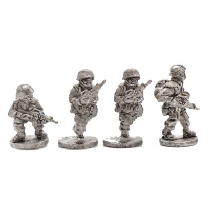M-US3 20mm Modern American Infantry Advancing