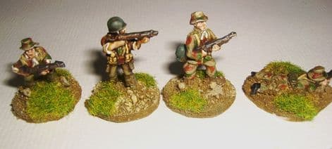 V-FN2 20mm French Riflemen in Steel Helmet Old