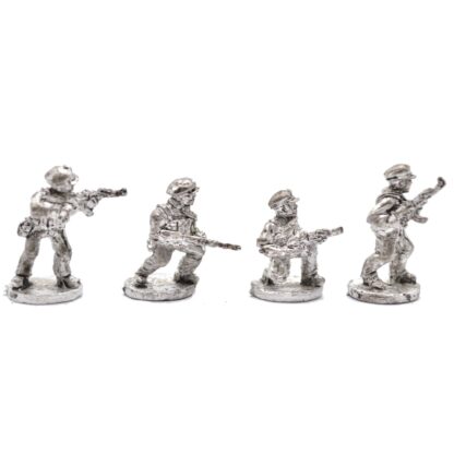 V-KR2 20mm Khmer Rouge Infantry with AK47