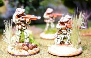 V-VM4 20mm Viet Minh Riflemen Firing Old