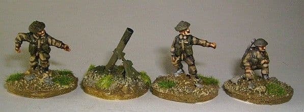 W-B10 20mm WWII British Infantry 4.2-inch Mortar & 3 Crew Old