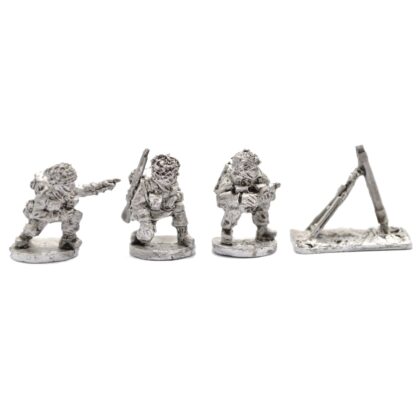 W-BP11 20mm WWII British Paras with 3-inch Mortar & Crew in Steel Helmets