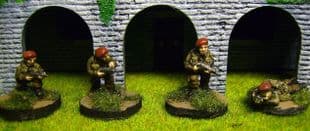 W-BP6 20mm WWII British Paras with Sten Guns in Berets Old