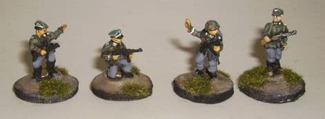 W-G2 20mm WWII German Officers & NCOs Old