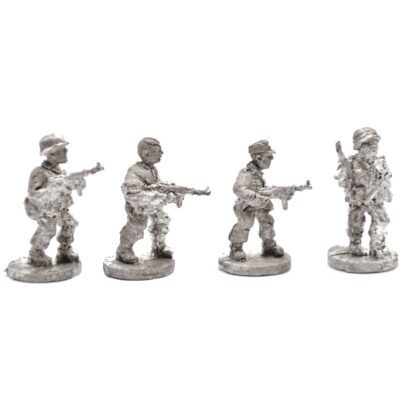 W-G7 20mm WWII German Infantry with MP40