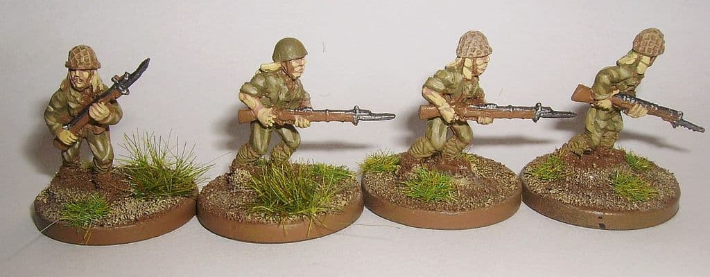W-JM5 20mm WWII Japanese Marines Charging Old