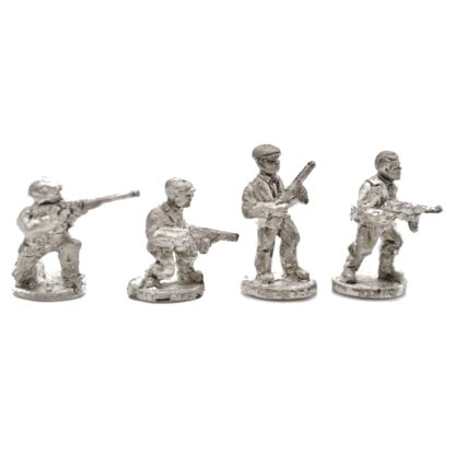 W-PAR2 20mm WWII Soviet Partisans with SMGs