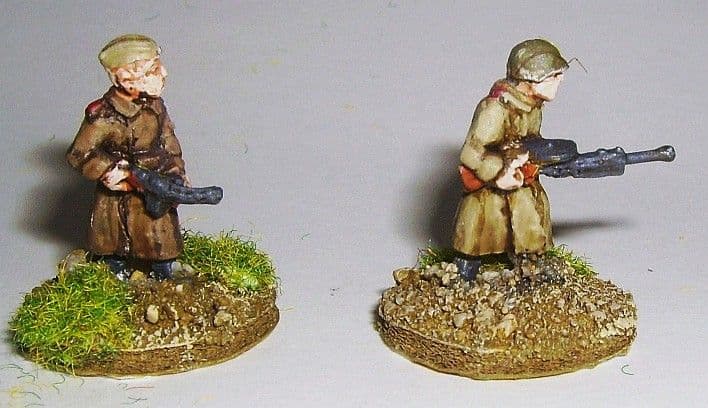 W-RA13 20mm WWII Soviet LMG Teams in Greatcoats Old