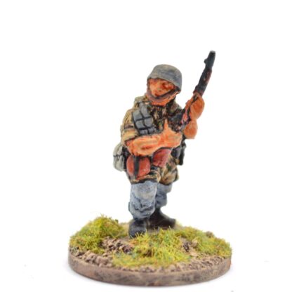 W-GP2 20mm WWII German Paras with Rifles 10