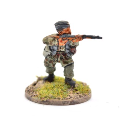 W-GP2 20mm WWII German Paras with Rifles 6