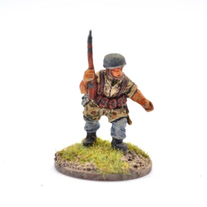 W-GP2 20mm WWII German Paras with Rifles 8