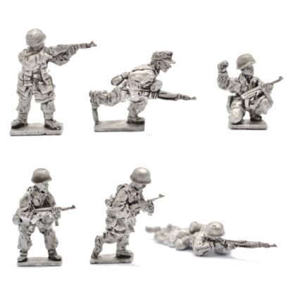 DDF1 20mm WWII German Paras with Rifles & MP40s Washed