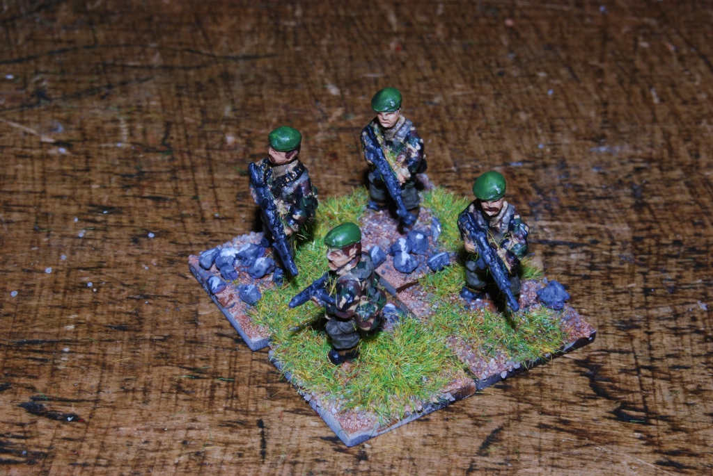 P-B6A 20mm Royal Marines Advancing